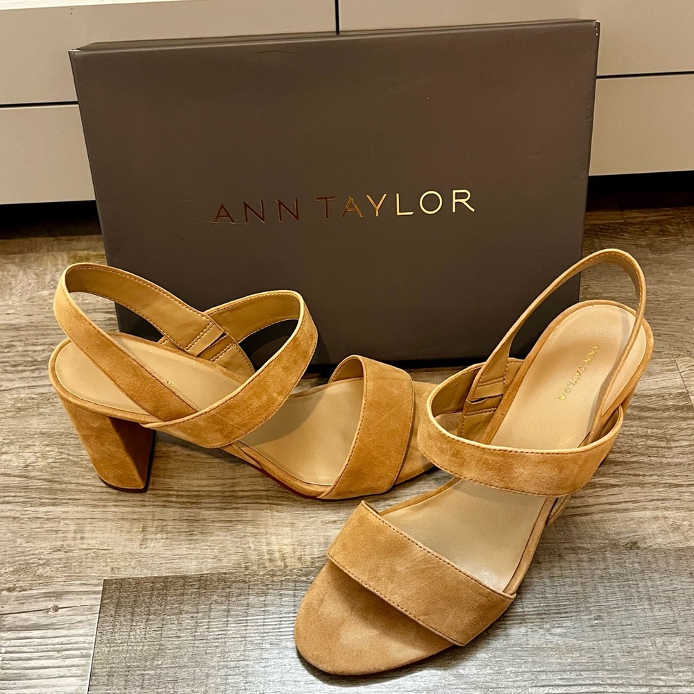 Lorna Suede Heeled Sandal Ann Taylor size 11